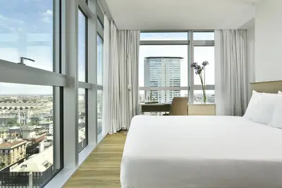 Image de Superior three-room apartment with city view - Torre Galfa Milan | Una Esperienze