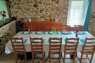 Image de Gîte La Morinière with its terrace and enclosed garden without any vis-à-vis.