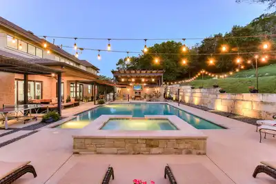 Image de Summer Flash Sale* l Above Hillside Oasis I Pool&Spa IOutdoor Lounge & Dining