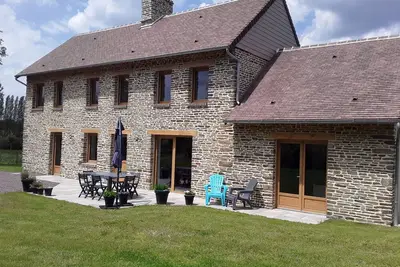 Image de Gîte de Landemeure, accès Pmr, 10 couchages.