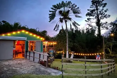 Image de Cottage with Heated plunge pool and Pool table