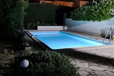 Image de Villa à la mer, piscine au calme dans un écrin de verdure