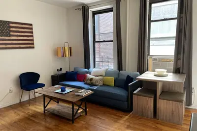 Image de 2 bedroom Upper East Side apartment