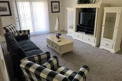 Image de Charming Oshkosh Residence Near Fox River With Underground Parking