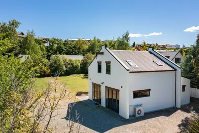 Image de Chalet moderne, ensoleillée adapt��� pour 2-6 personnes