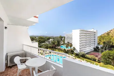 Image de Studio avec vue sur les montagnes, piscine partagée et Wi-Fi