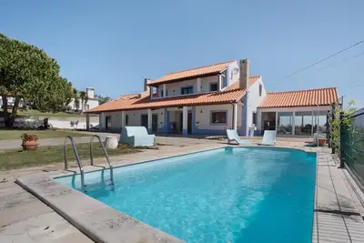 Image de Villa Melquites, vue sur les montagnes, piscine, Wi-Fi, terrasses et jardin. Animaux admis