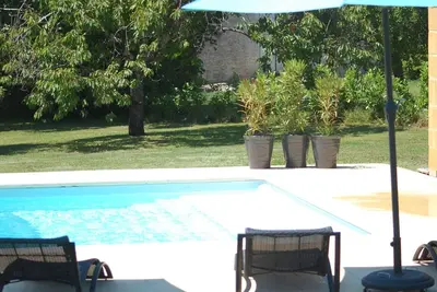 Image de Gîte Authentique avec Piscine, Cheminée et Étang Privé à Naussannes - Proche Bergerac