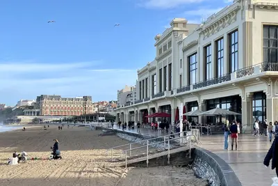 Image de Grand T3 tout équipé, proche hypercentre & grande plage, idéal familles