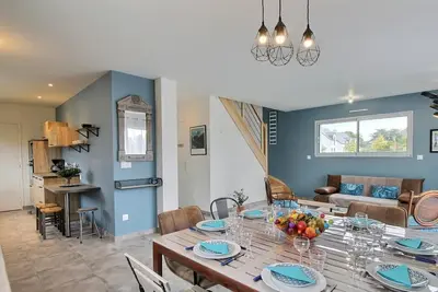 Image de Plage à pied en Presqu'ile de Rhuys. \"Ty Lilyves\" Gîte 3 épis