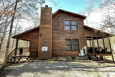 Cedar Knob - 2 bdrm/2 bath, screened patio, wood fireplace
