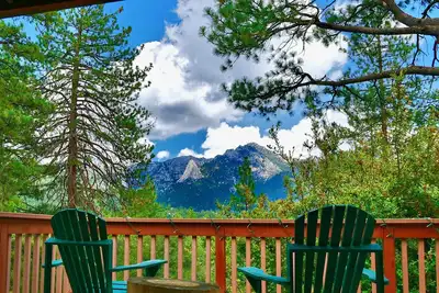 Image de Mountain View: Gorgeous Views, Ac, Jacuzzi bathtub!