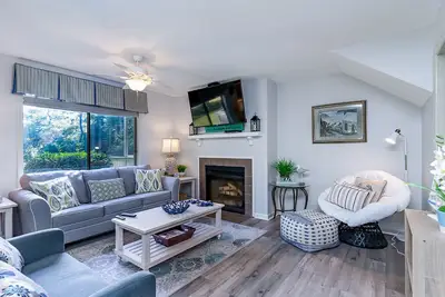 Image de Charming Unit-11a St James-Full Amenity Access