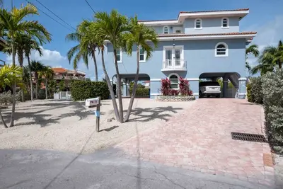 Image de Port Antigua South Islamorada Canal Front Home with Pool Dock & Private Beach