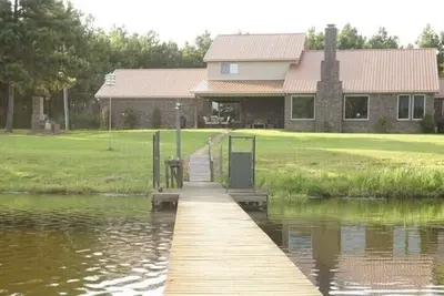 Image de Secluded East Texas Getaway with 22 Acre Private Lake