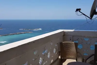 Image de luxury apartment in Cbd directly amazing beach view next to Hilton hotel