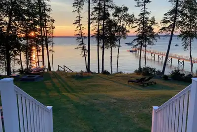 Image de Island Beachside Cottage with Sunset Views