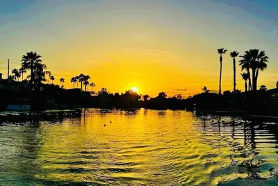 Image de Welcome to Turtle Palms at Val Vista Lakes!