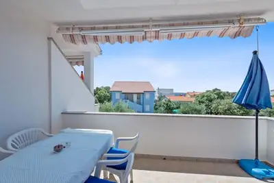 Image de Appartement d'une chambre avec la terrasse Mandre, Pag (A-6418-c)