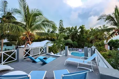 Image de Sandy Toes Villa, Leeward - Four Bedrooms, walk to Pelican Beach, Grace Bay