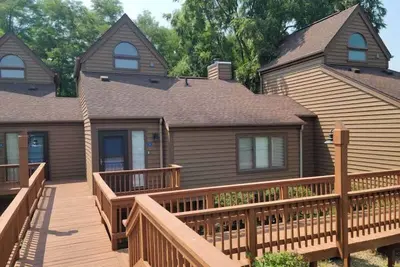 Image de 3 Bedroom, 3 bath townhouse in The Galena Territory