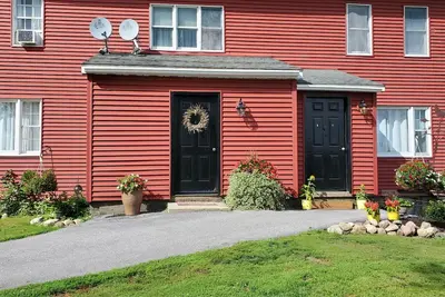 Image de Cozy 2 Bedroom Apartment- Lovely Country Setting