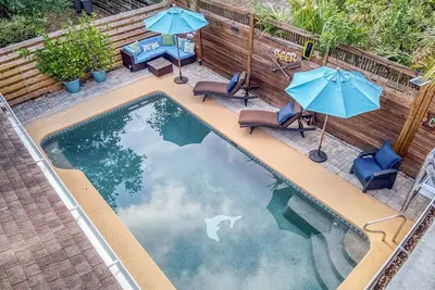 Image de Relax in Family-Friendly comfort at Octopus Garden home-heated pool!