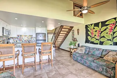 Image de Top-Floor, Ocean-View Kepuhi Beach Condo w/ Pool!