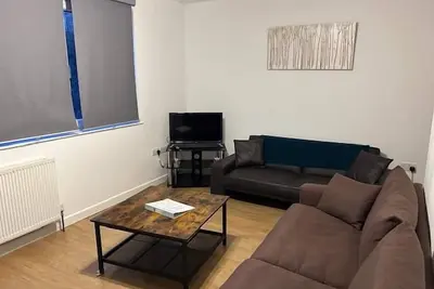 Image de Large Shoreditch, Hoxton 3-Bed Garden Flat