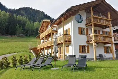Image de Appartement \"Mountain Residence Kasern Nr 4\" avec vue sur les montagnes et Wi-Fi