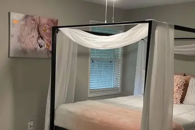 Image de Cozy getaway near the Braves Stadium & Mall