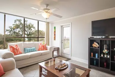 Introductory Priced! The Beach is Calling You to 324!