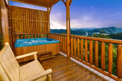 Image de Best Smoky Mountain Views with Hot Tub & Pet Friendly