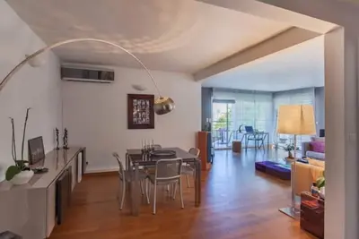 Image de Contemporary comfort in the heart of Bastia