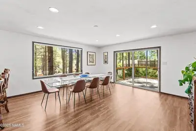 Image de Big Sky Lodge, Sleeps 7, Fire Places and Massive Couch