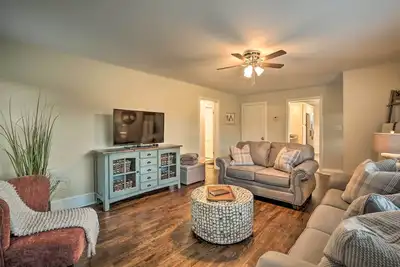 Image de Idyllic Getaway w/ Deck ~ 4 Mi to Dtwn Athens