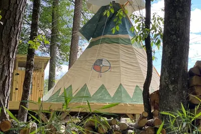Image de Sleep under the stars experience!