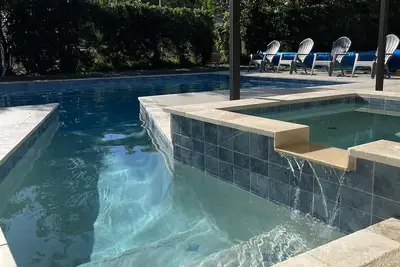 Image de Amazing heated pool & spa just minutes from Anna Maria Island