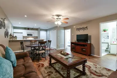 Image de Shelter in Faith- Amazing Golf Views!