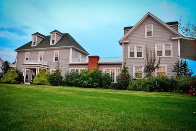 Image de Stunning and Spacious Island Oasis Located in Historic Downtown Chincoteague