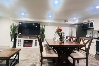 Image de ⭐️Prime Area💥Park & Walk to Sites ⭐️ Sleeps 6 ⭐️ 2-Baths ✔️