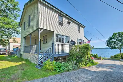 Image de Historic Lakefront Home: Walk to Weirs Beach!