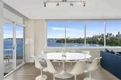Image de Mosman- Rag05 - Raglan Street - Waterfront 2br Apartment with Stunning Harbour Views Balcony Near Mosman Ferry