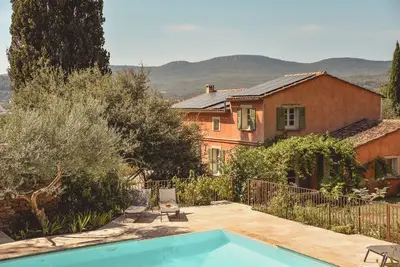 Image de Les Hauts De  Diane - Bastide au calme avec vue et piscine Var annimaux acceptés