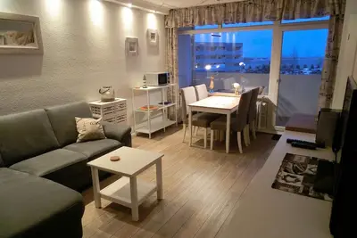 Image de Newly renovated and maritime vacation apartment on the 4th floor.