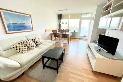 Image de Arrive, feel at home.