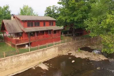 Image de River Road Cabin