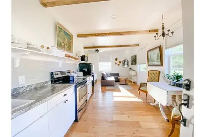 Image de Meadowlark Cottage apartment, private entrance