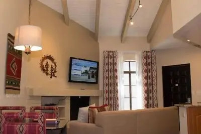 Image de Scottsdale  Spacious Studio with Outdoor Pool Bar