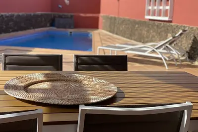 Image de Grande Villa avec piscine privée et chauffée